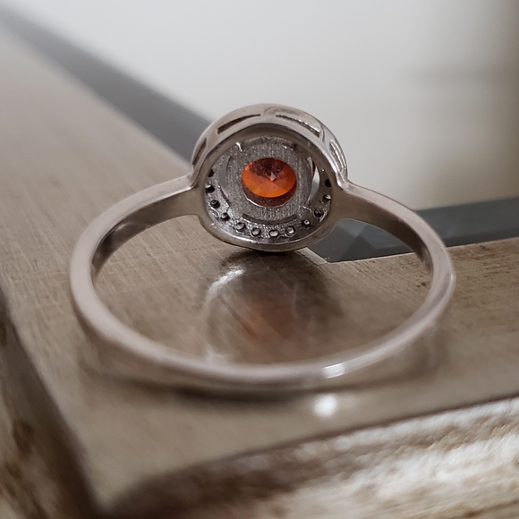Silver Garnet Ring 🧡💍 - Picture 5 of 7